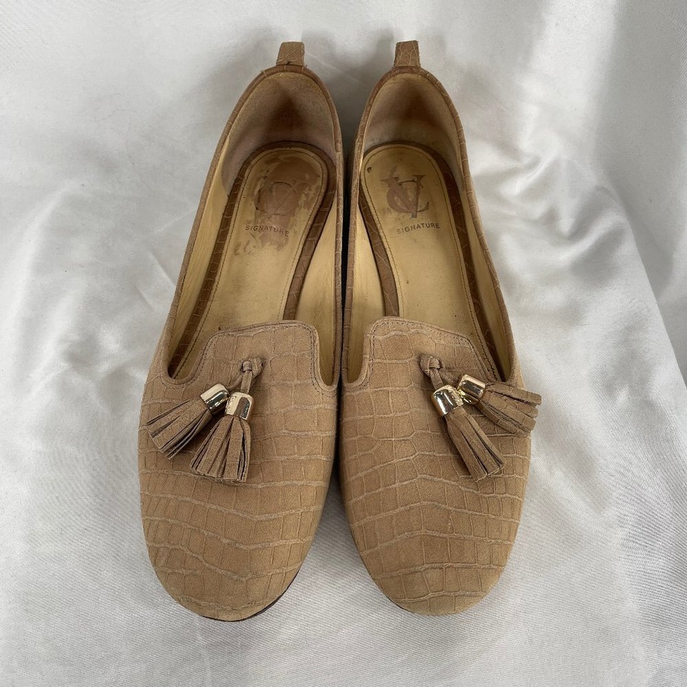 Vince Camuto Nancy Tasseled Suede Loafers Women's Size 8M 38 Beige